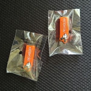 2 WDW Annual Passholder Sliders (orange) for Magic Bands